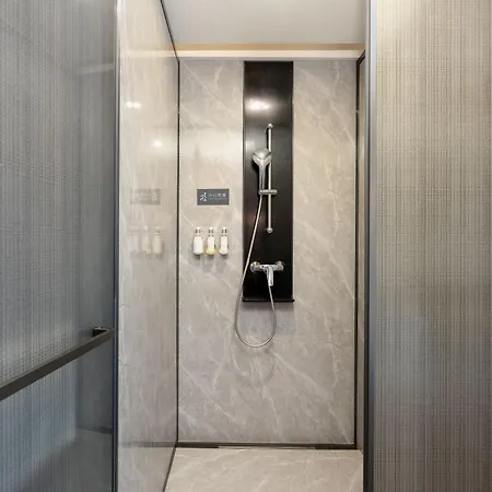 Holiday Inn Guangzhou Zhujiang New Town Exterior photo