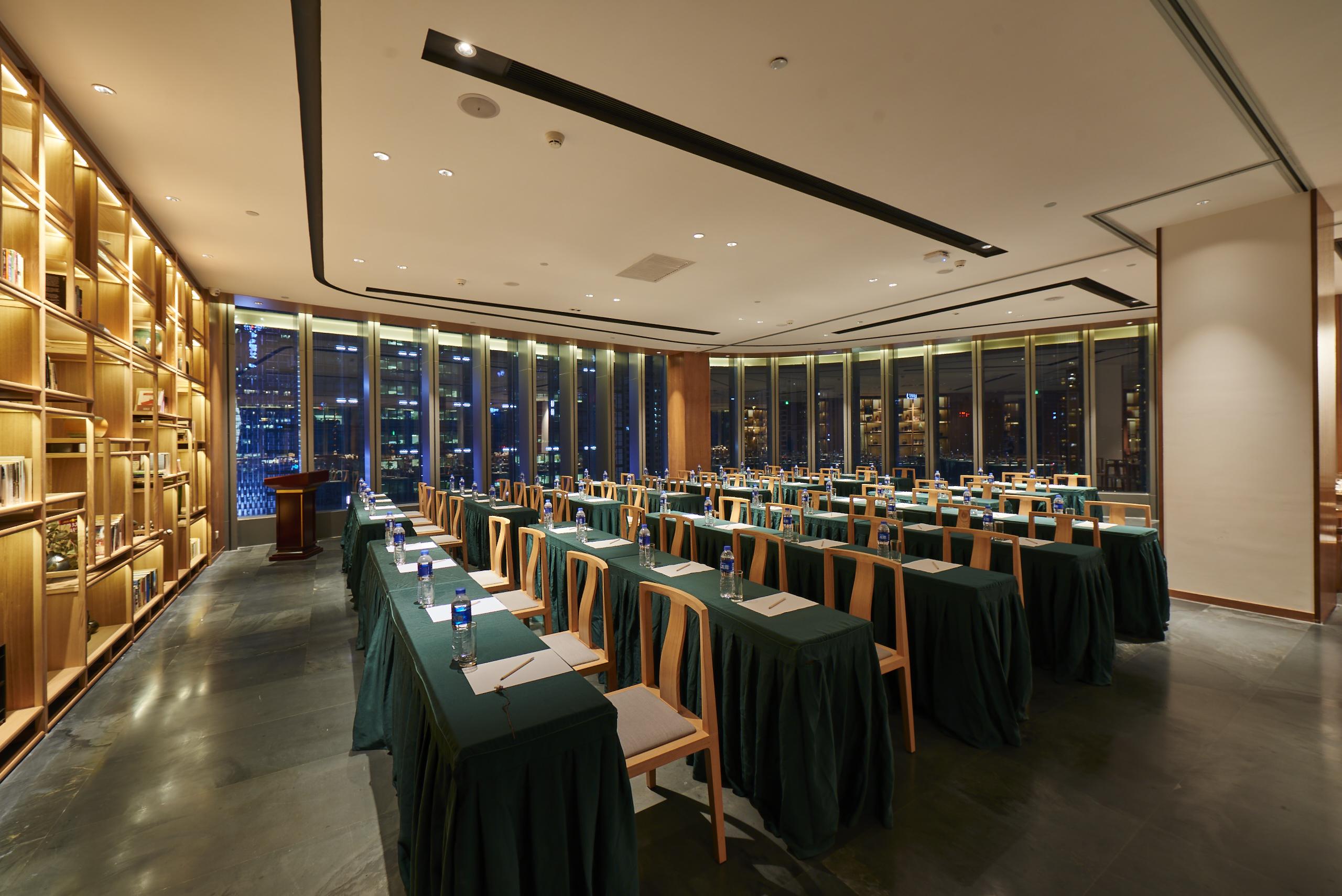 Hotel Zhujiang New Town
