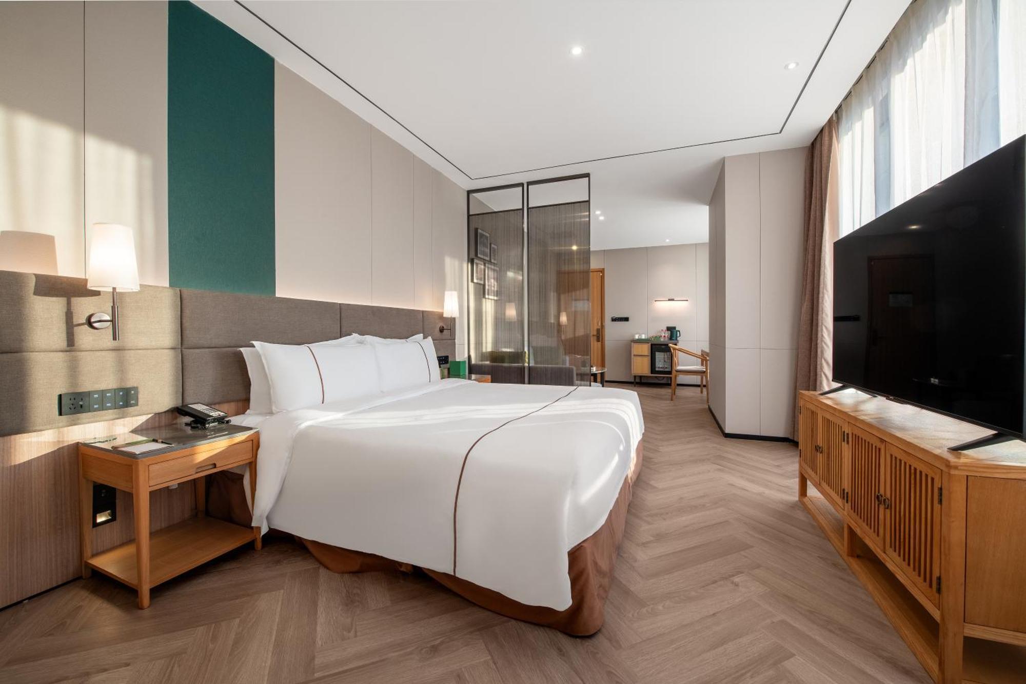 Hotel Zhujiang New Town
