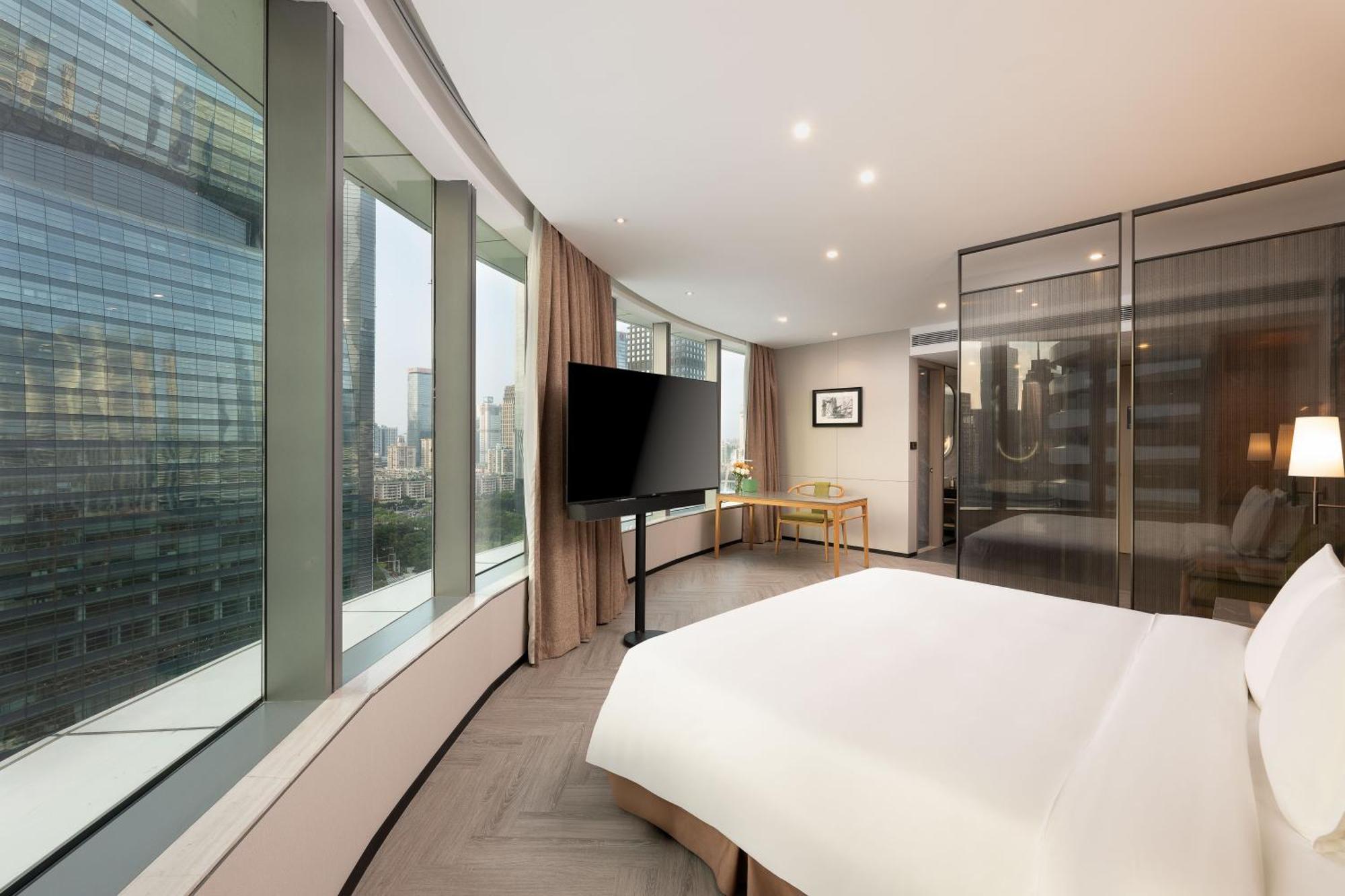 Zhujiang New Town Hotel
